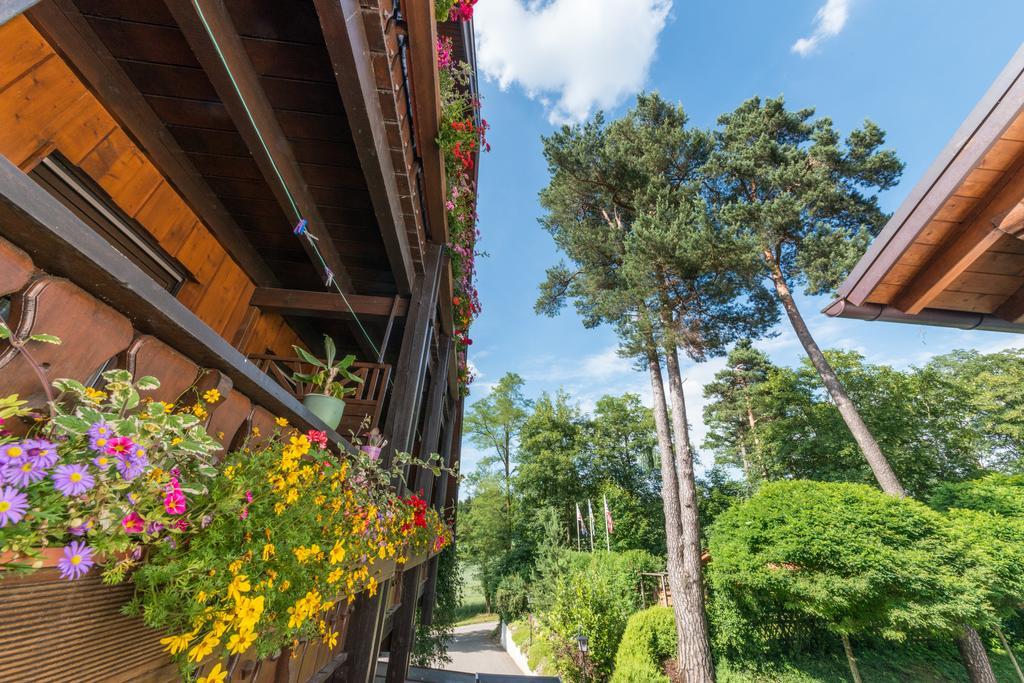 Hotel Waldhof Hohenkammer Buitenkant foto