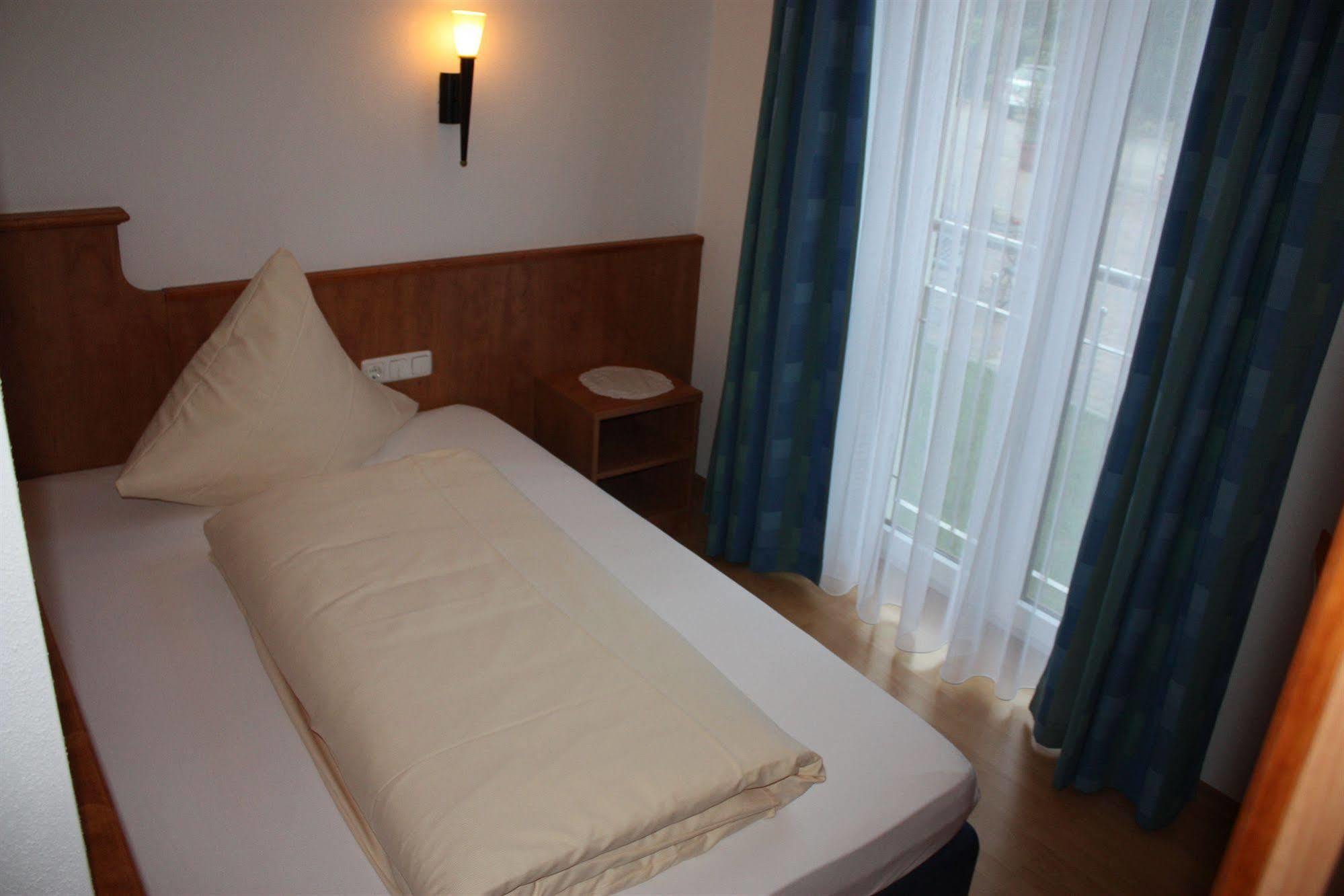 Hotel Waldhof Hohenkammer Buitenkant foto